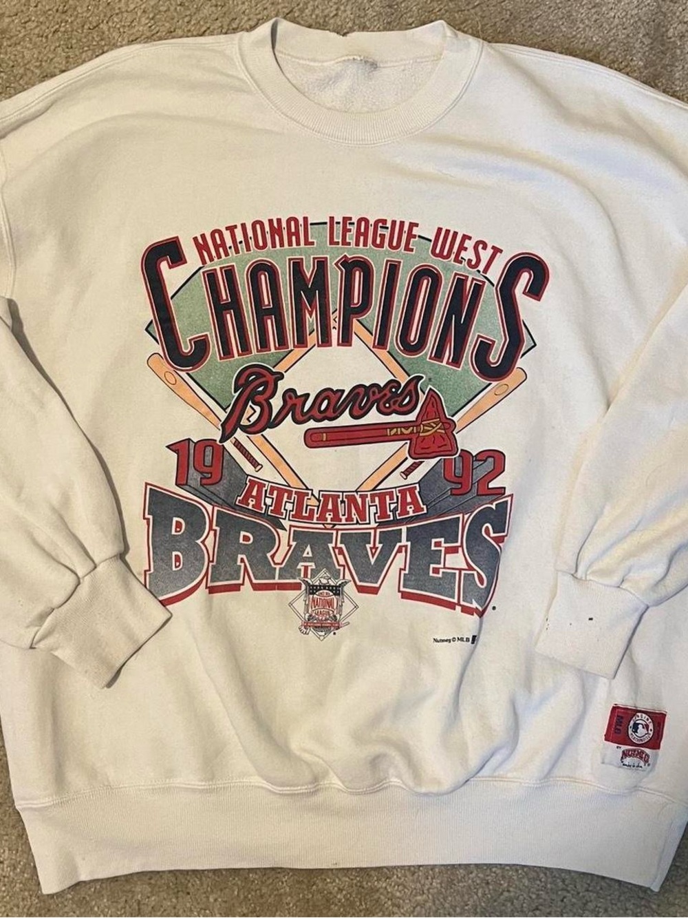 atlanta braves crewneck